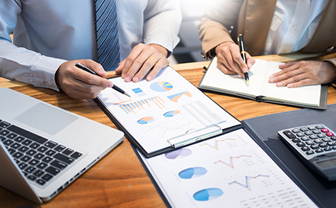 股東和董事會(huì)成員的身份證明 股東和董事會(huì)成員的身份證明