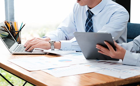 貨運(yùn)代理有限公司注冊(cè)流程與注意事項(xiàng)